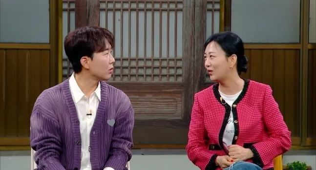 역시 큰 손 장윤정, 현금 선물하는 이유 "어른되면 용돈 받을 일 없어"